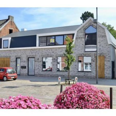 Leuk Overnachten In Hartje Laarne, Dicht Bij Gent! Экстерьер фото